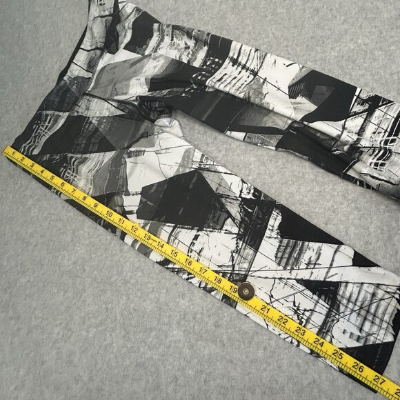 ADIDAS Climalite Capri Leggings Womens Medium Black White Geo Stretch Key Pocket - Picture 5 of 11